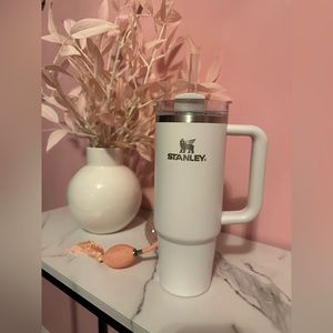 🤍 White 30oz Stanley 🤍